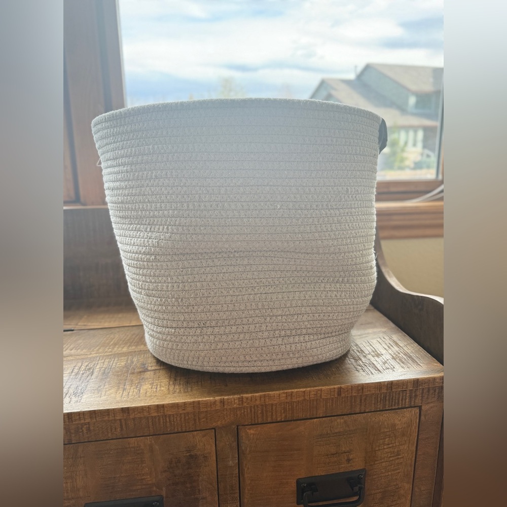 Threshold grey coiled rope storage basket - Picture 3 of 6